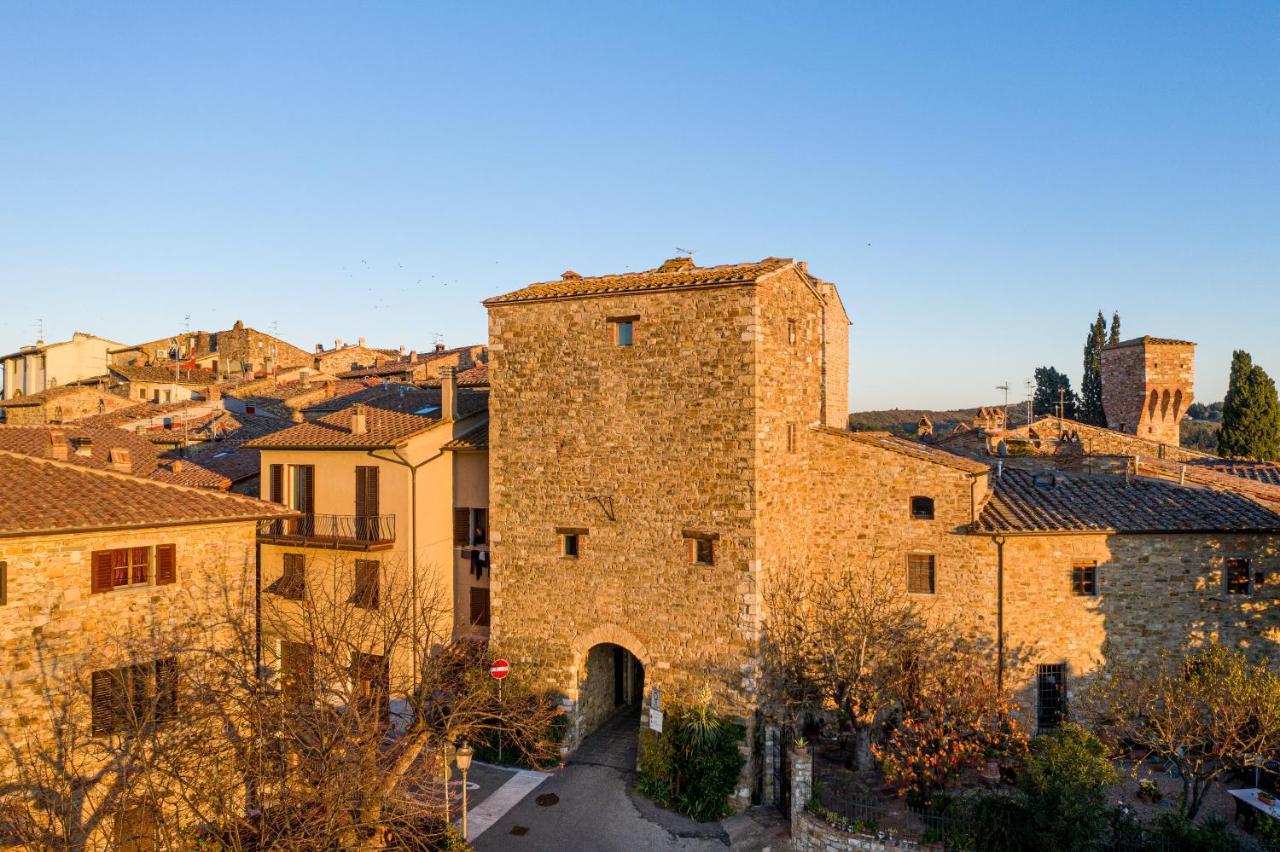 Old Medieval Apartment San Donato in Poggio 外观 照片